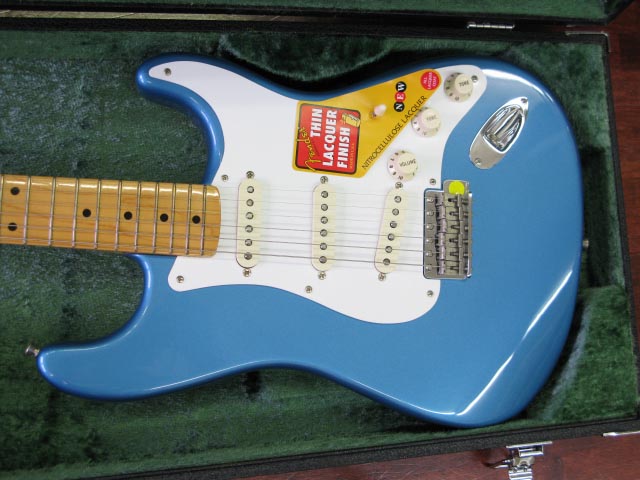 Fender 57 ストラト　Thin lacquer finish